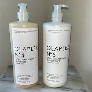 Olaplex No.4 & No.5 Bond Maintenance Shampoo and Conditioner Set - White